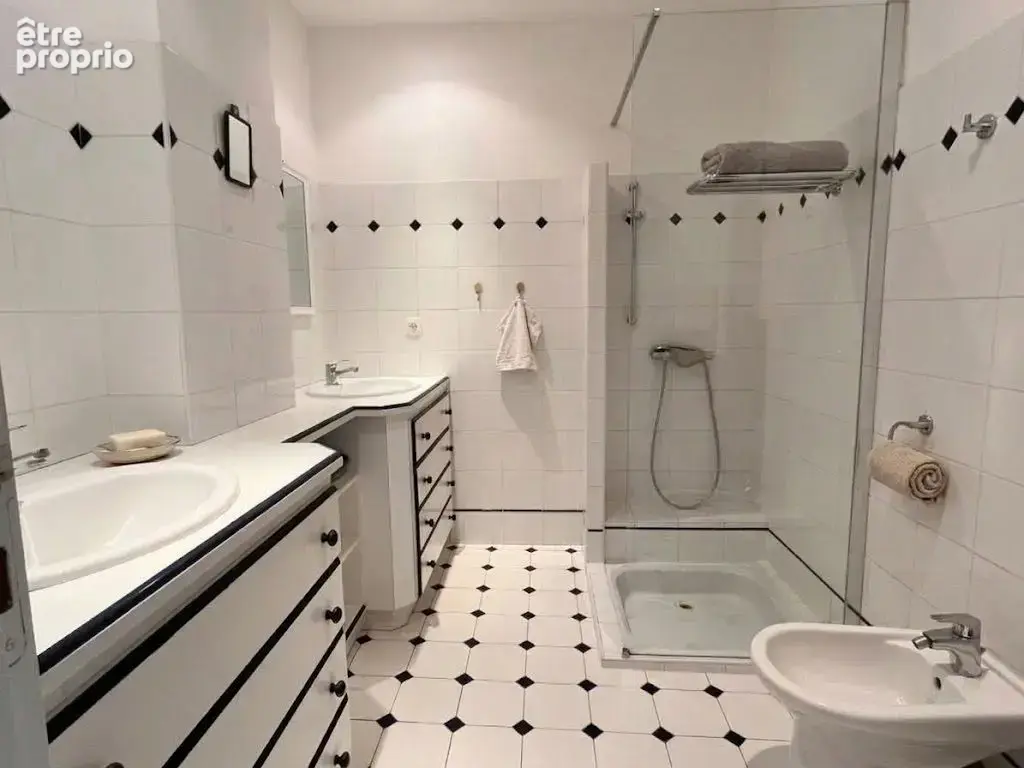 Appartement 5 pièces 120 m² à vendre à Carcassonne (11000) - photo 8