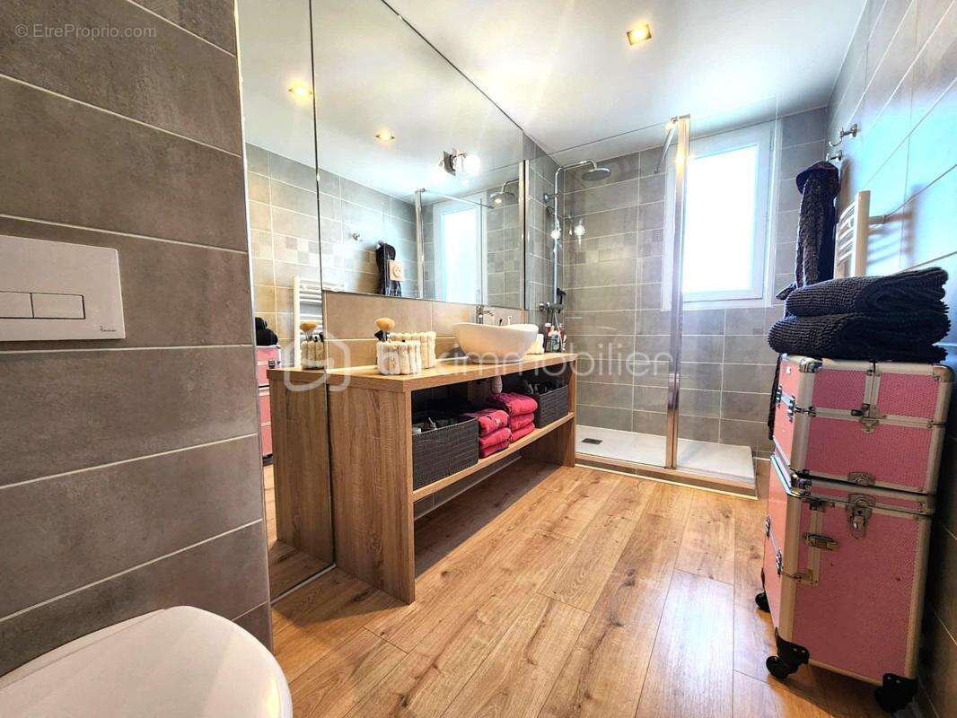 Appartement à TOURBES