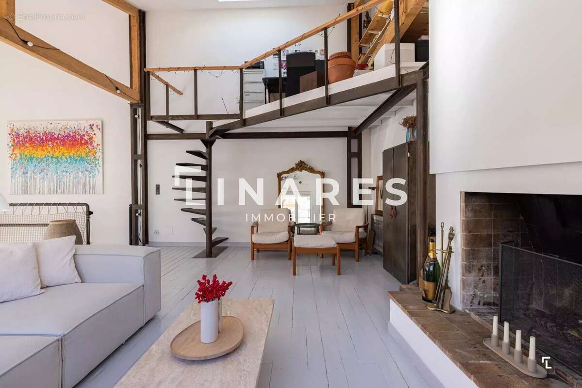 Appartement à MARSEILLE-7E