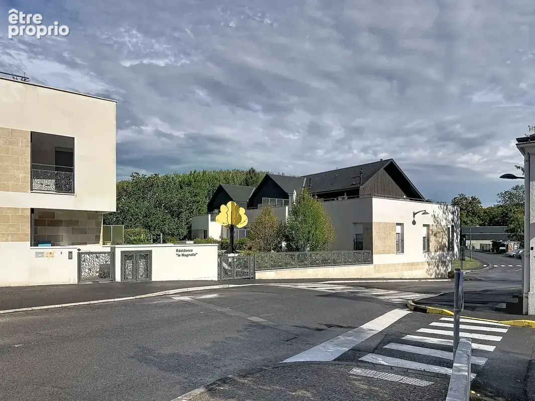 À VENDRE – T3 de 55 m² avec exceptionnelle terrasse de 90 m² LA MEMBROLLE SUR CHOISILLE (37) - photo 12