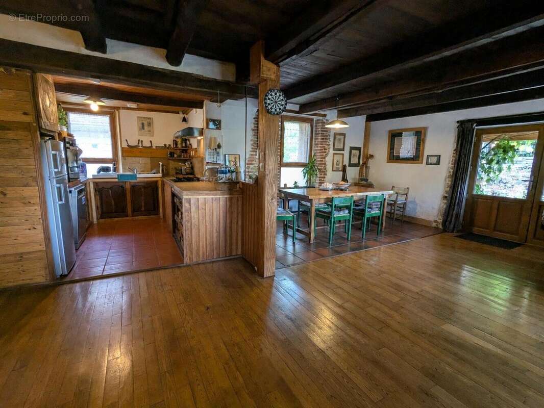 Maison 100 m² à Calvignac  - photo 3