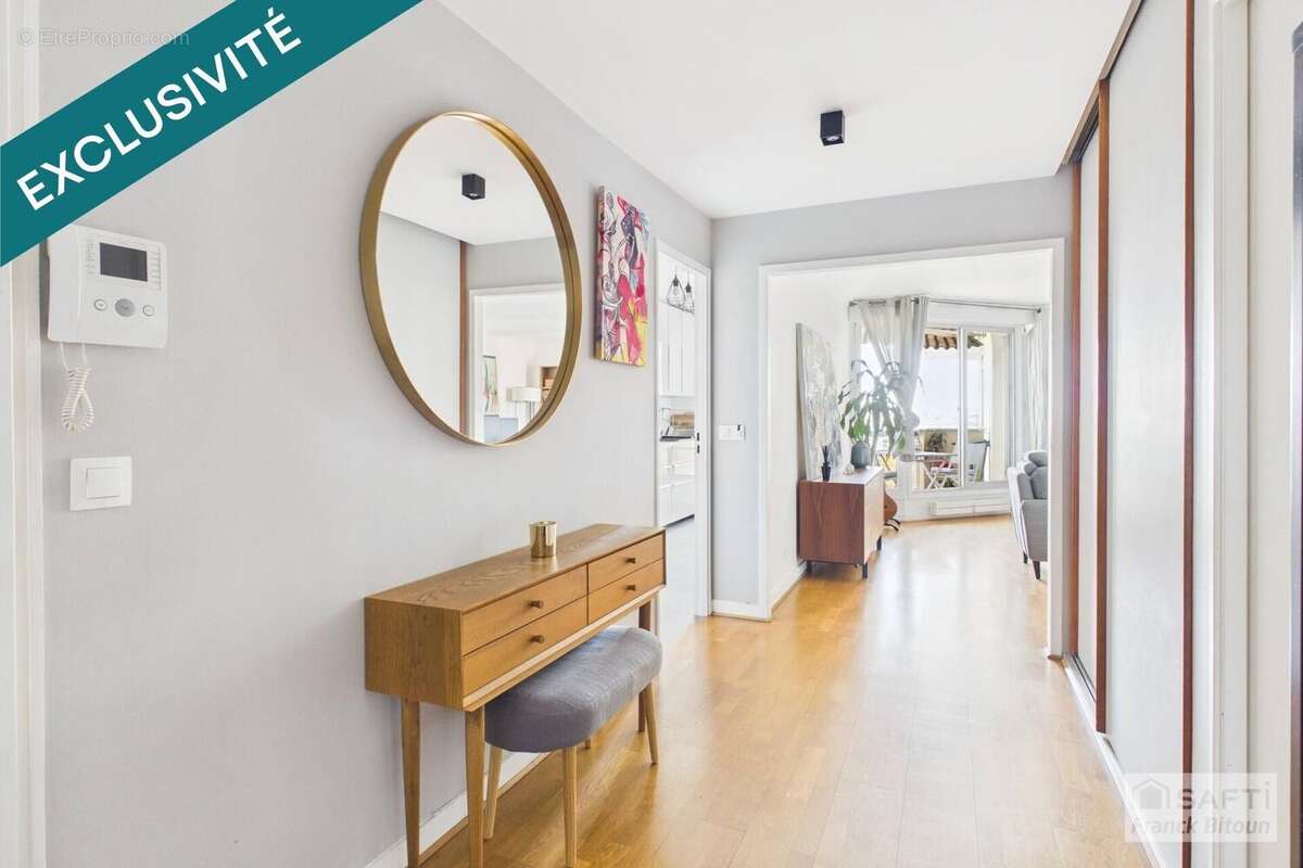 Photo 7 - Appartement à COURBEVOIE