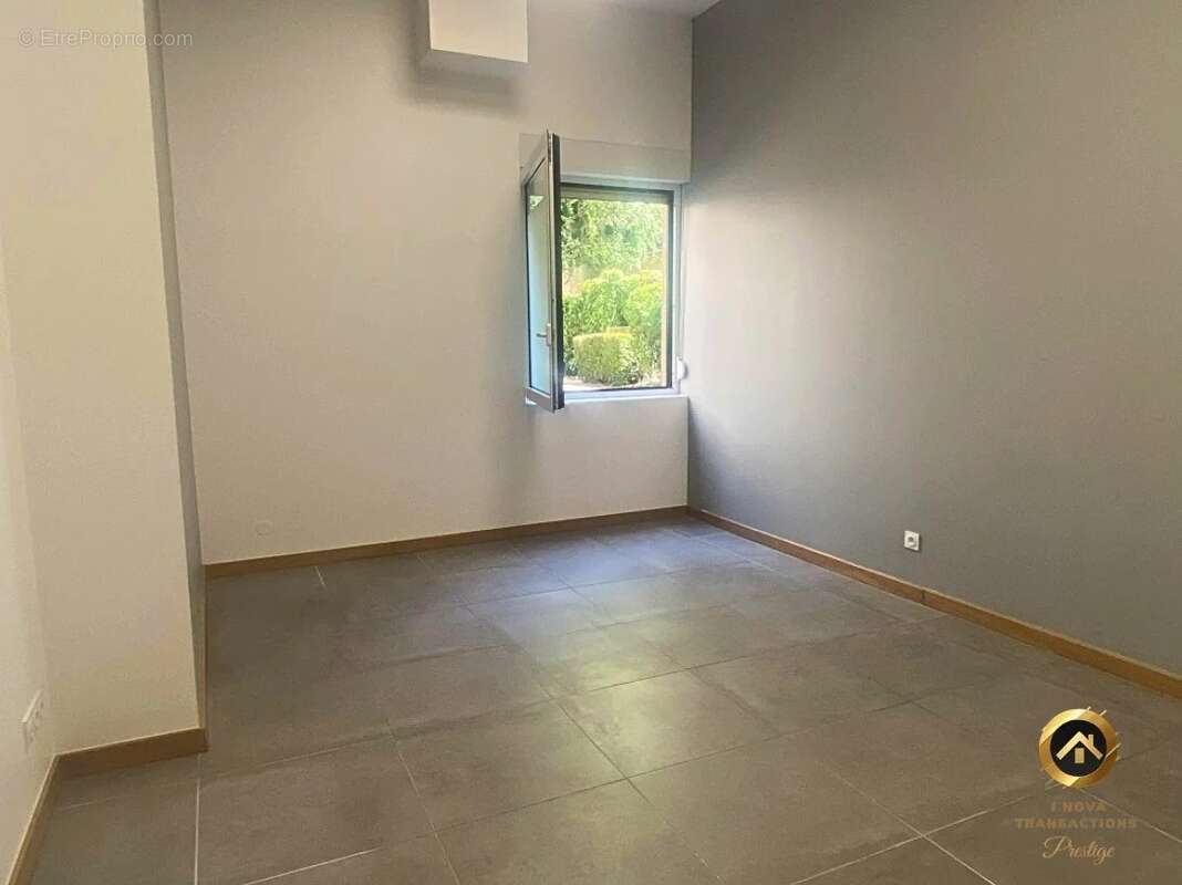Appartement à LYON-6E