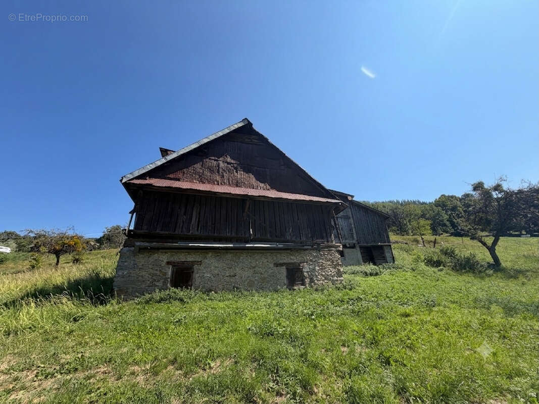 Grange avec terrain constructible   Secteur VALMOREL LE GRAND DOMAINE - photo 4
