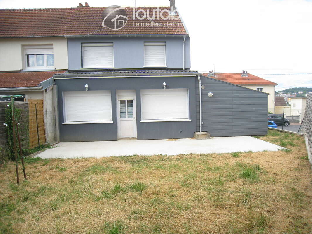 Maison 120 m² à Charleville-Mezieres  - photo 7