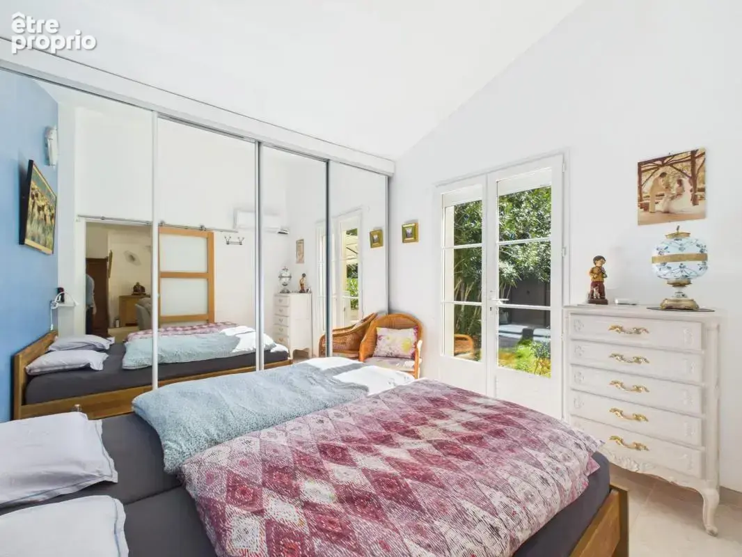 Exclusivité, jolie maison avec piscine, 4 chambres et prestatio - photo 12
