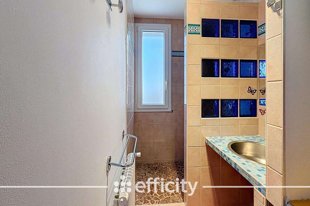 Appartement à SAINTE-FOY-LES-LYON