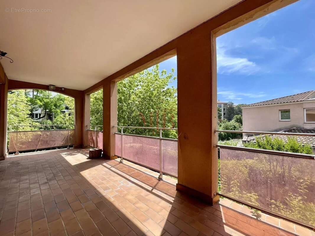 Appartement à AIX-EN-PROVENCE
