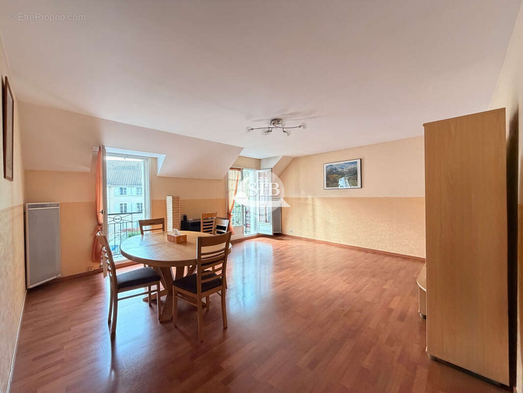 Appartement à LONGPONT-SUR-ORGE