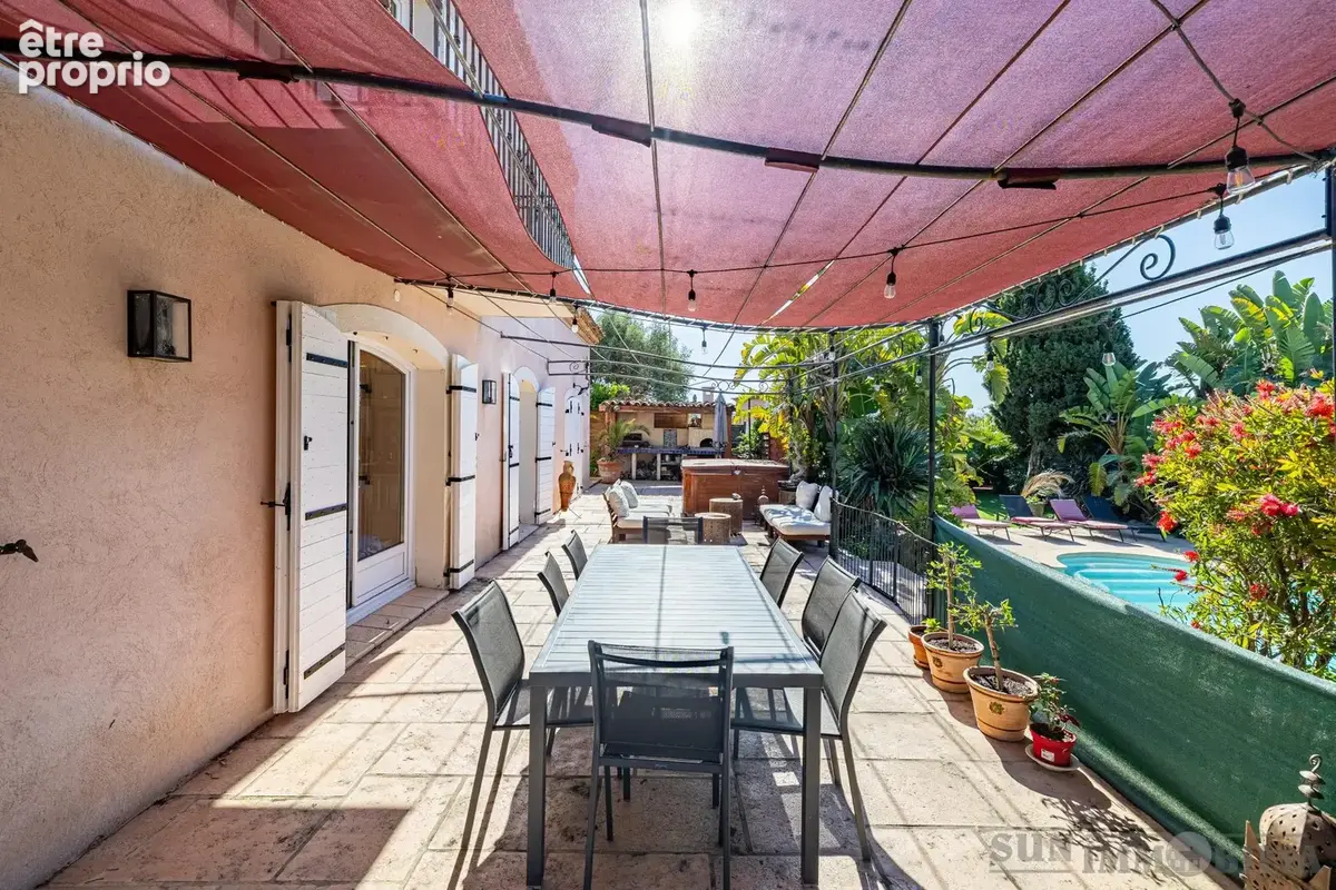 Maison 6 pièces 190 m² à vendre à Cagnes-Sur-Mer (06800) - photo 5