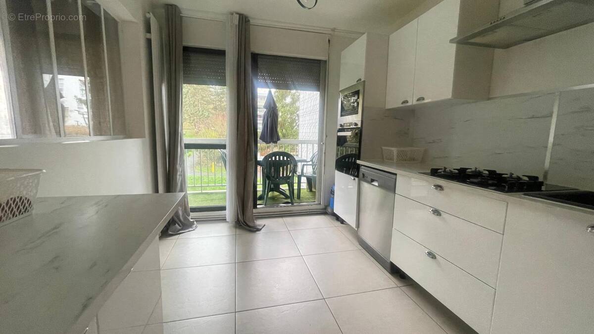 Appartement à LES ULIS