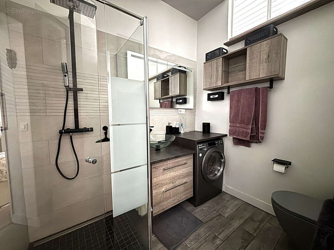 Appartement à ENGHIEN-LES-BAINS