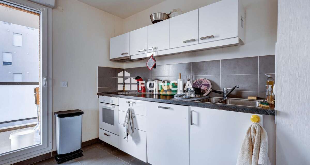 Résidence récente et sécurisée, appartement confortable et sans travaux - photo 4