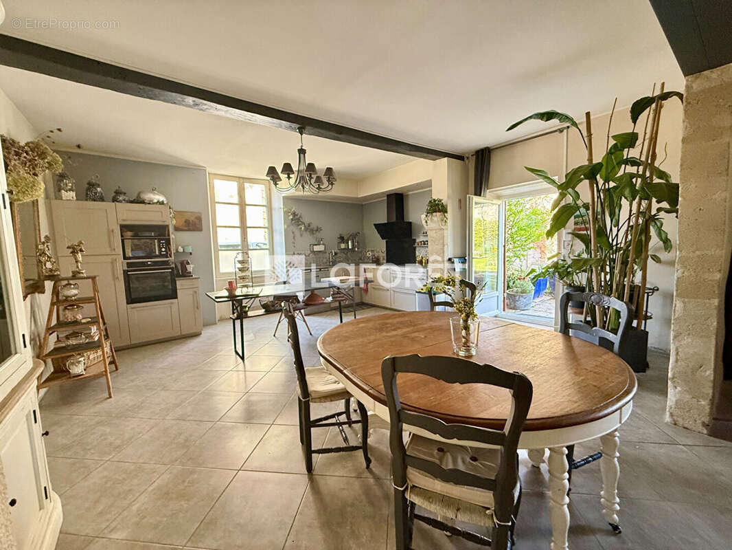 Maison à PREIGNAC