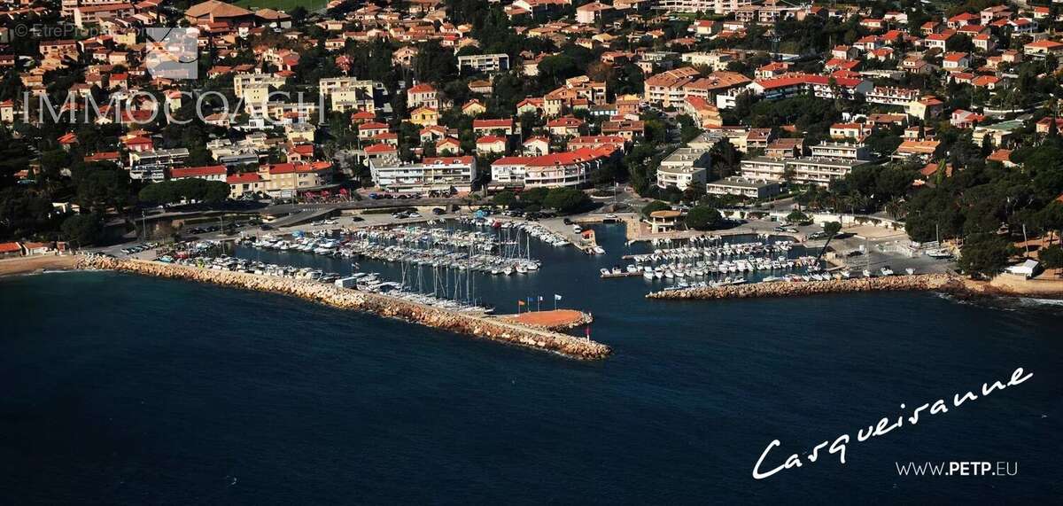 Maison à CARQUEIRANNE