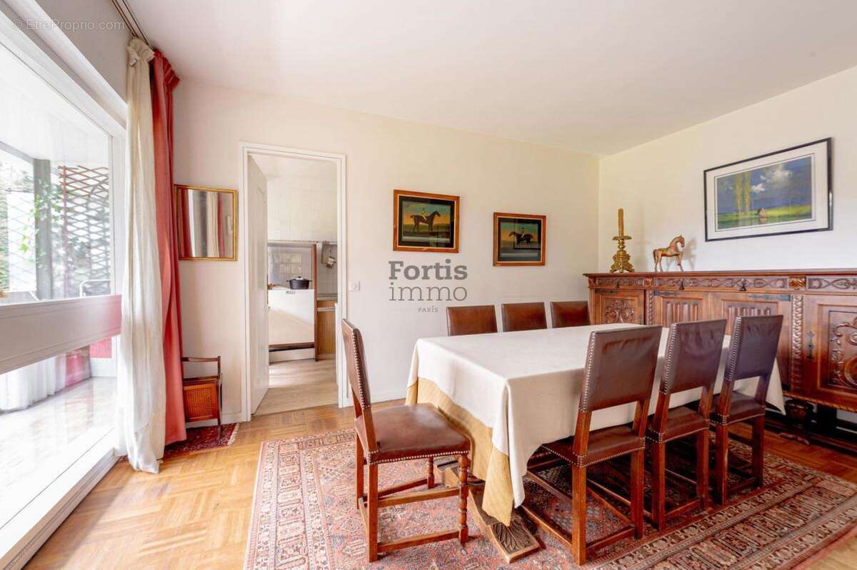 Appartement à LE CHESNAY