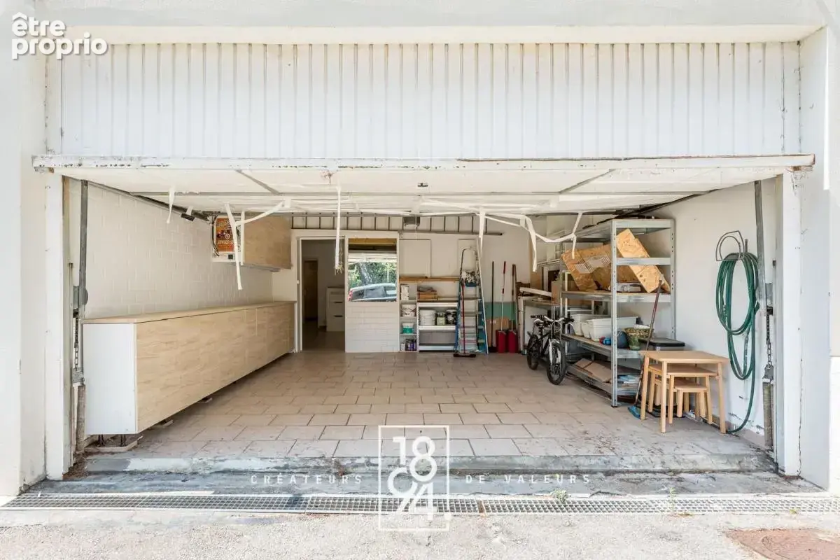 Appartement  Cassis  128 m2  Garage  stationnement - photo 18
