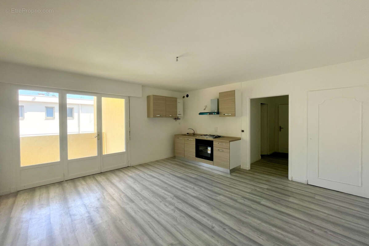 Appartement à MANDELIEU-LA-NAPOULE