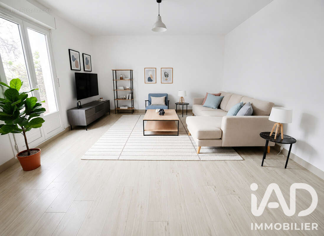 Appartement 60 m² à Saint-Nazaire  - photo 2