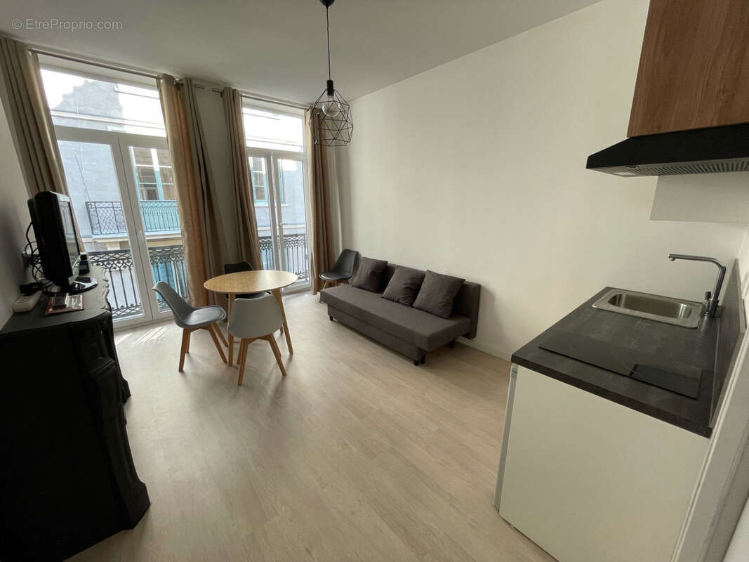 Appartement à SAINT-ETIENNE