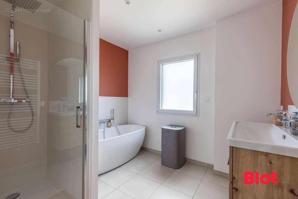 Maison à LOUVIGNE-DE-BAIS