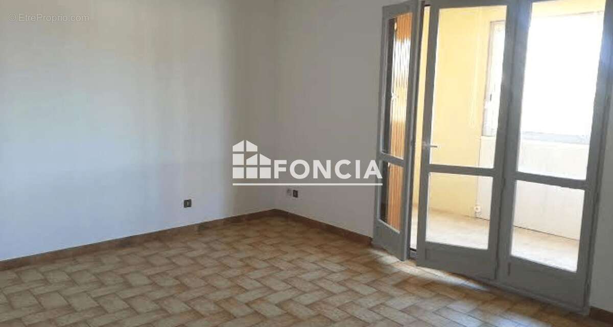 Appartement à HYERES