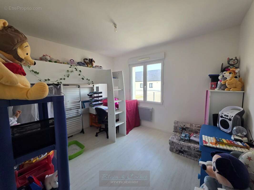 Maison familiale avec 5 chambres - Corquilleroy - photo 7