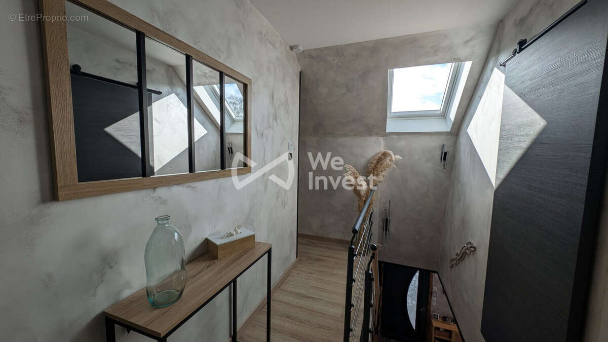 Maison à SAINT-OUEN-EN-BELIN