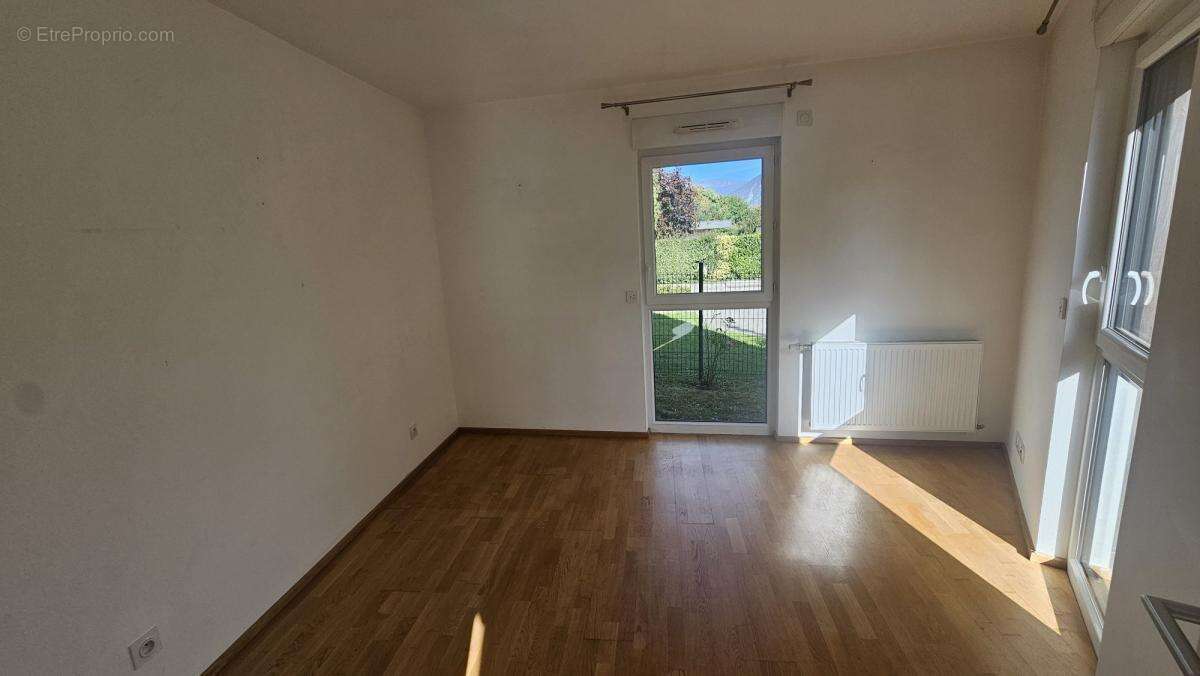 Appartement à SEYNOD
