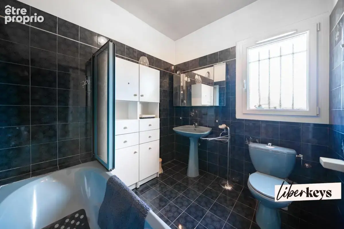 Appartement 4 pièces 110 m²  Chemin de l’Espagnol  MOUGINS - photo 7