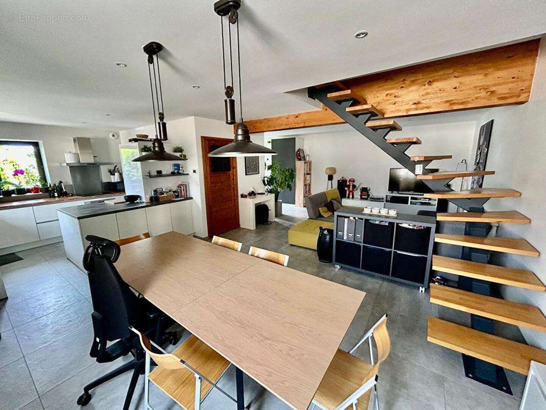 Appartement à ARNAS