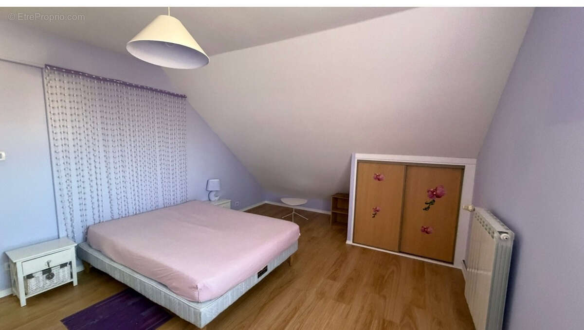 Maison familiale de 170 m2 Saint-Martin-Des-Lais - photo 11