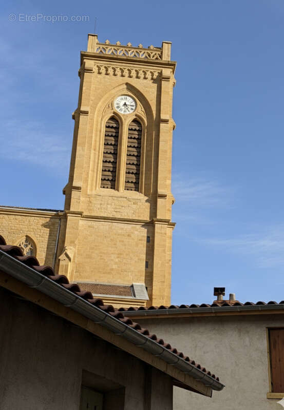 Appartement à L'ARBRESLE