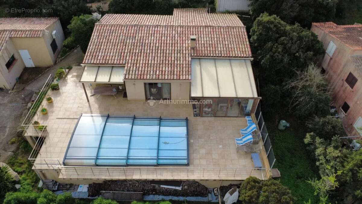 Maison à BONIFACIO