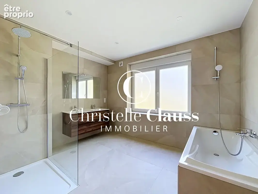 Appartement 4 pièces rénové avec grand jardin privatif - photo 9