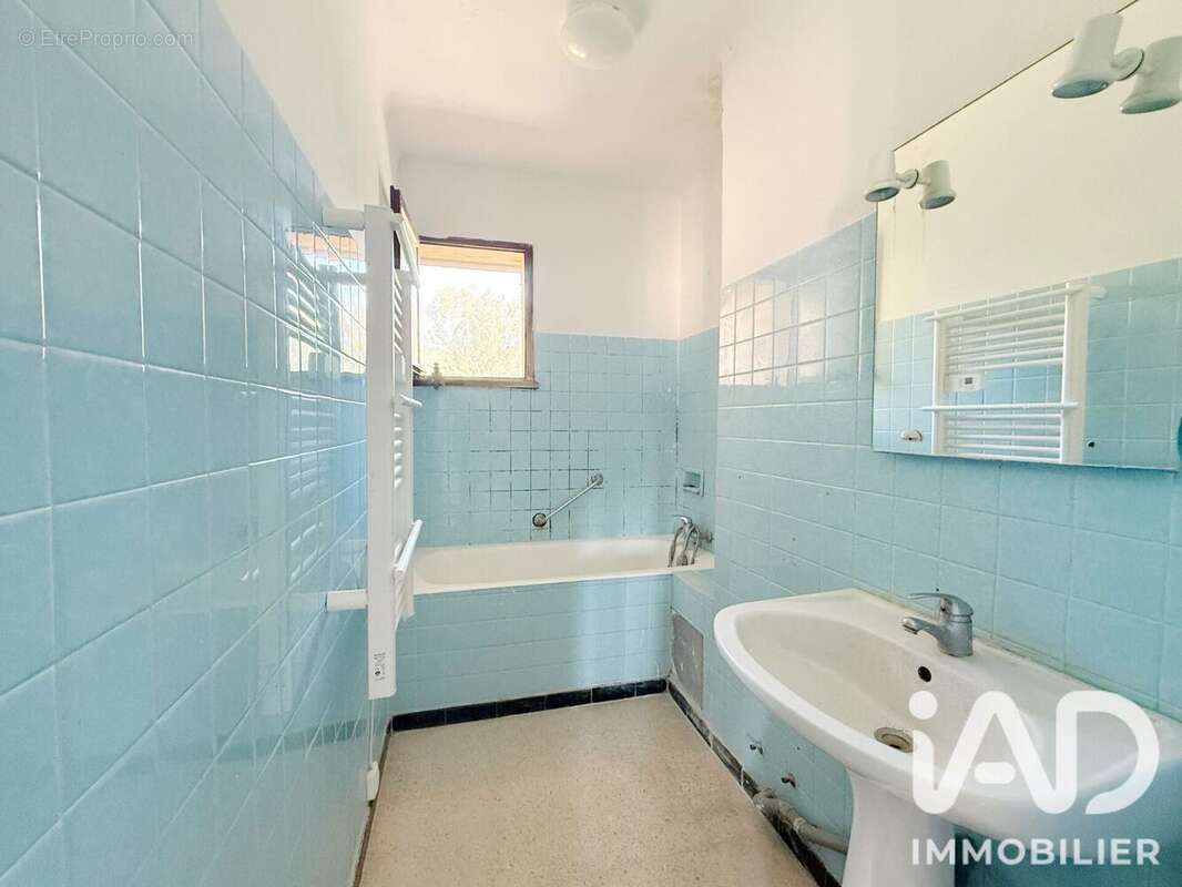 Appartement 58 m² à Hyeres  - photo 7