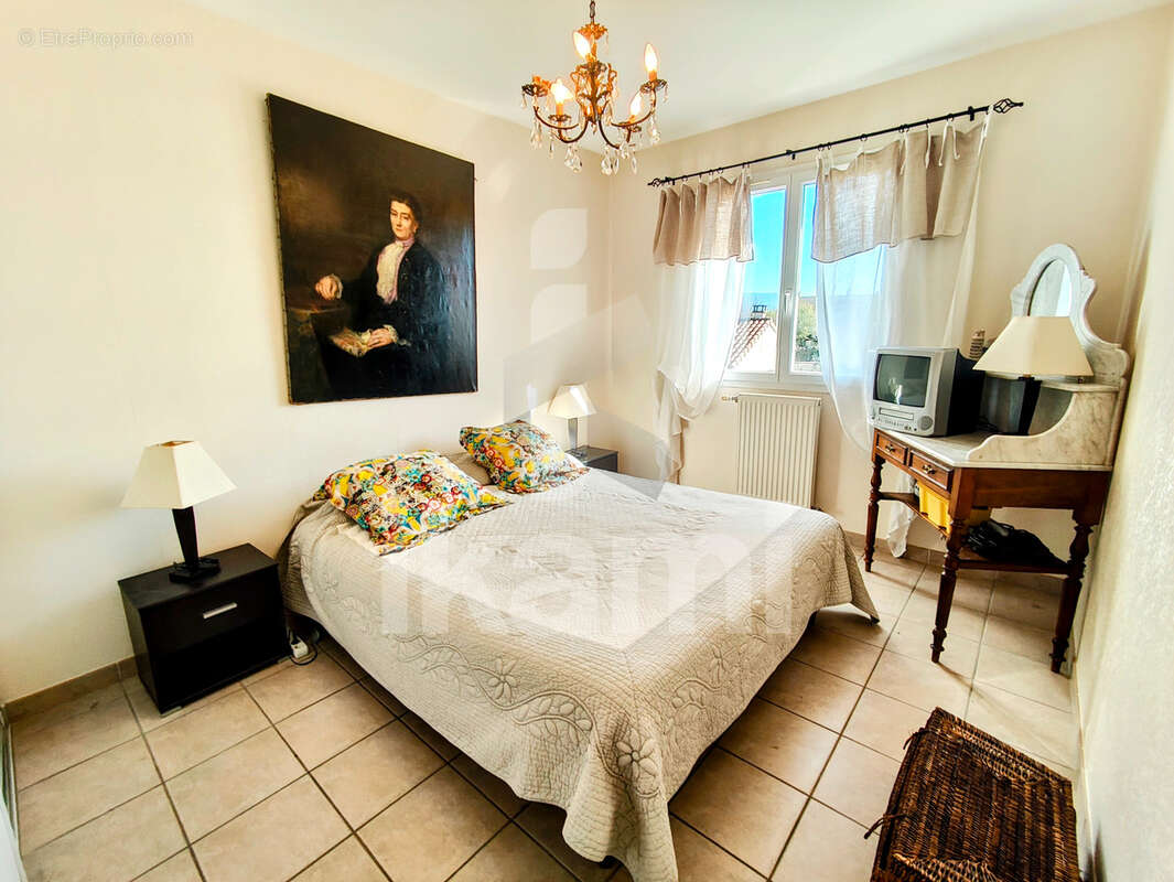 Maison à MOURS-SAINT-EUSEBE