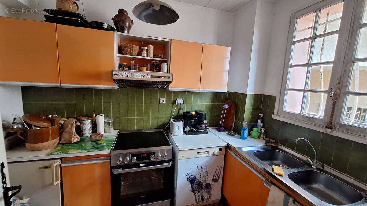 Appartement à SAINT-CYR-SUR-MER