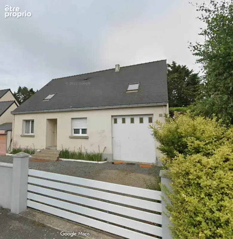 Maison à LE POULIGUEN