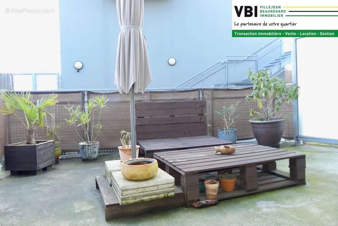 Appartement à VEZIN-LE-COQUET