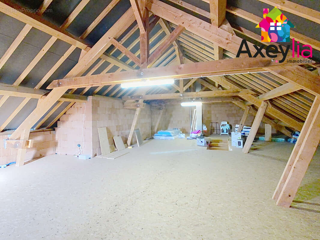 A vendre- chenay le châtel- maison de 2003 sur terrain de 2783 m2 - photo 13