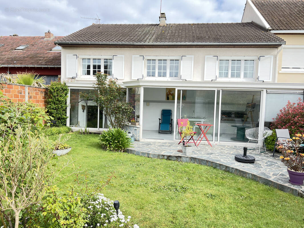 Maison à VILLEPARISIS