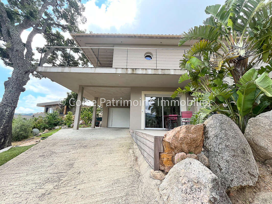 Maison à PORTO-VECCHIO