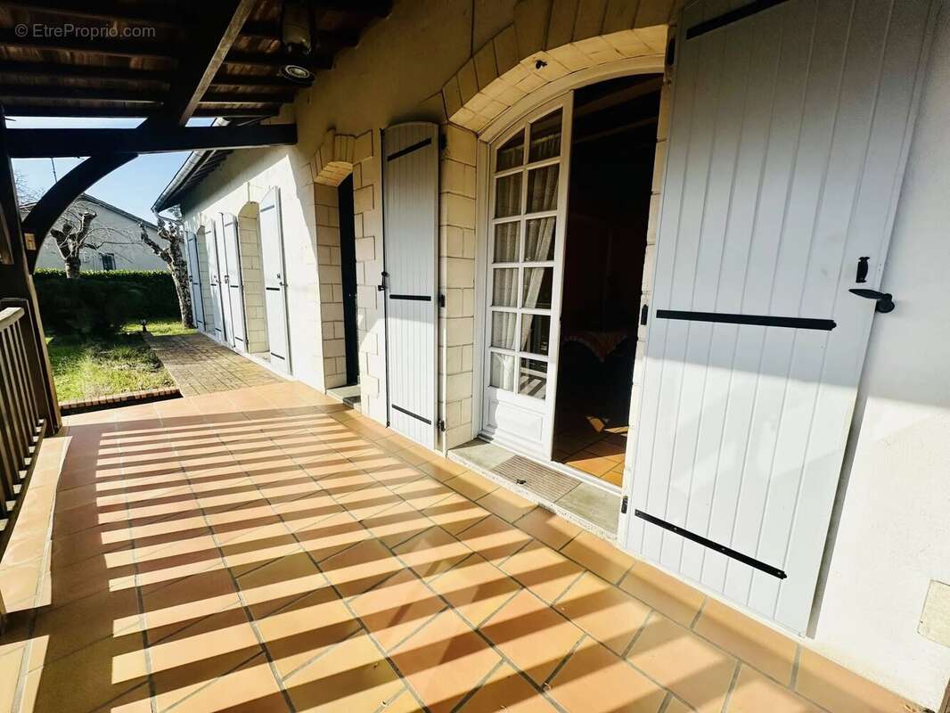 Maison à LAMONZIE-SAINT-MARTIN