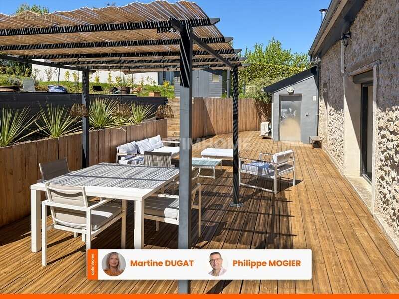 Ancienne maison en pierre entièrement rénovée qui conjugue authenticité et prestations contemporaines avec piscine - photo 11