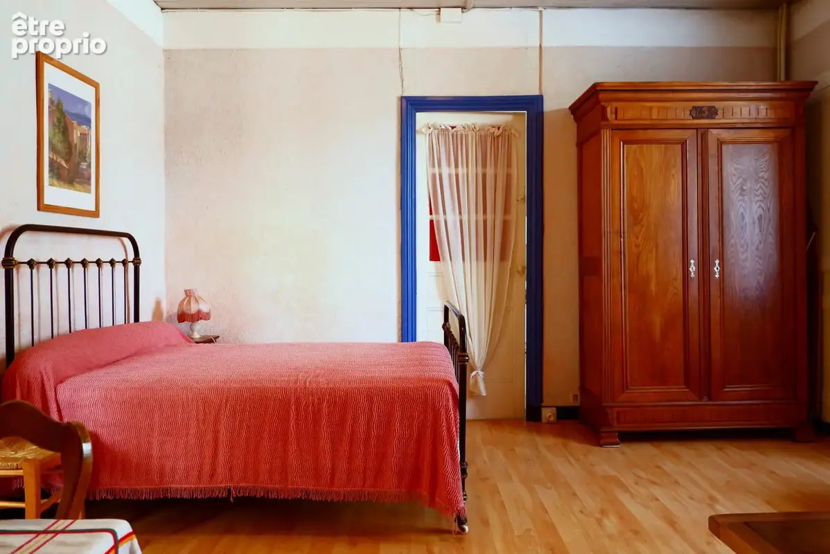Maison en pierre de 221 m2 avec dépendances et gîte - Le Mazet-Saint-Voy - photo 11