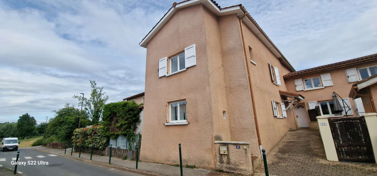 Maison à MISERIEUX