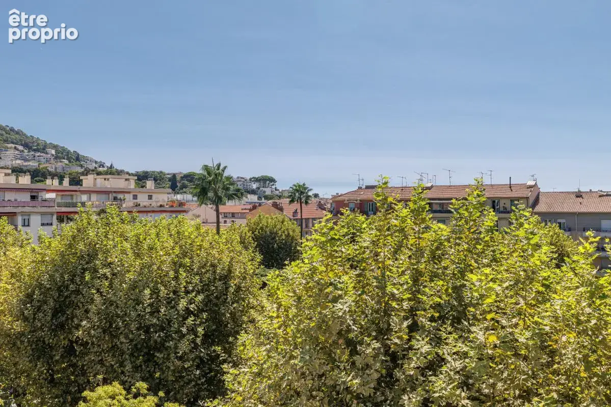 NICE RIQUIER, 3/4 Pièces, 83 m2, terrasse, cave, vue dégagée - photo 4
