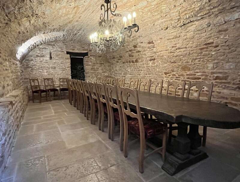 Fonds de commerce d'Hôtel-Restaurant à vendre CORMATIN (71) - photo 9
