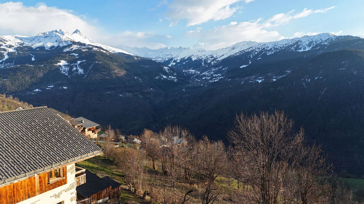 Maison à FEISSONS-SUR-SALINS